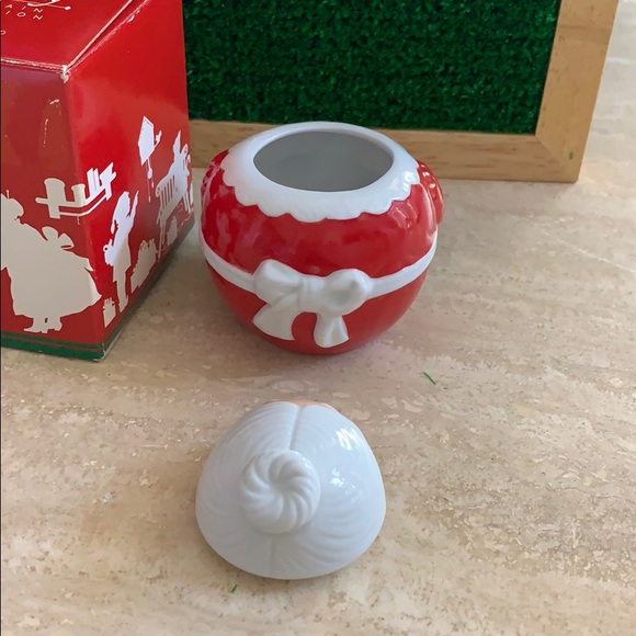 Mrs. Santa Claus & Company Porcelain Collection - Picture 6 of 13